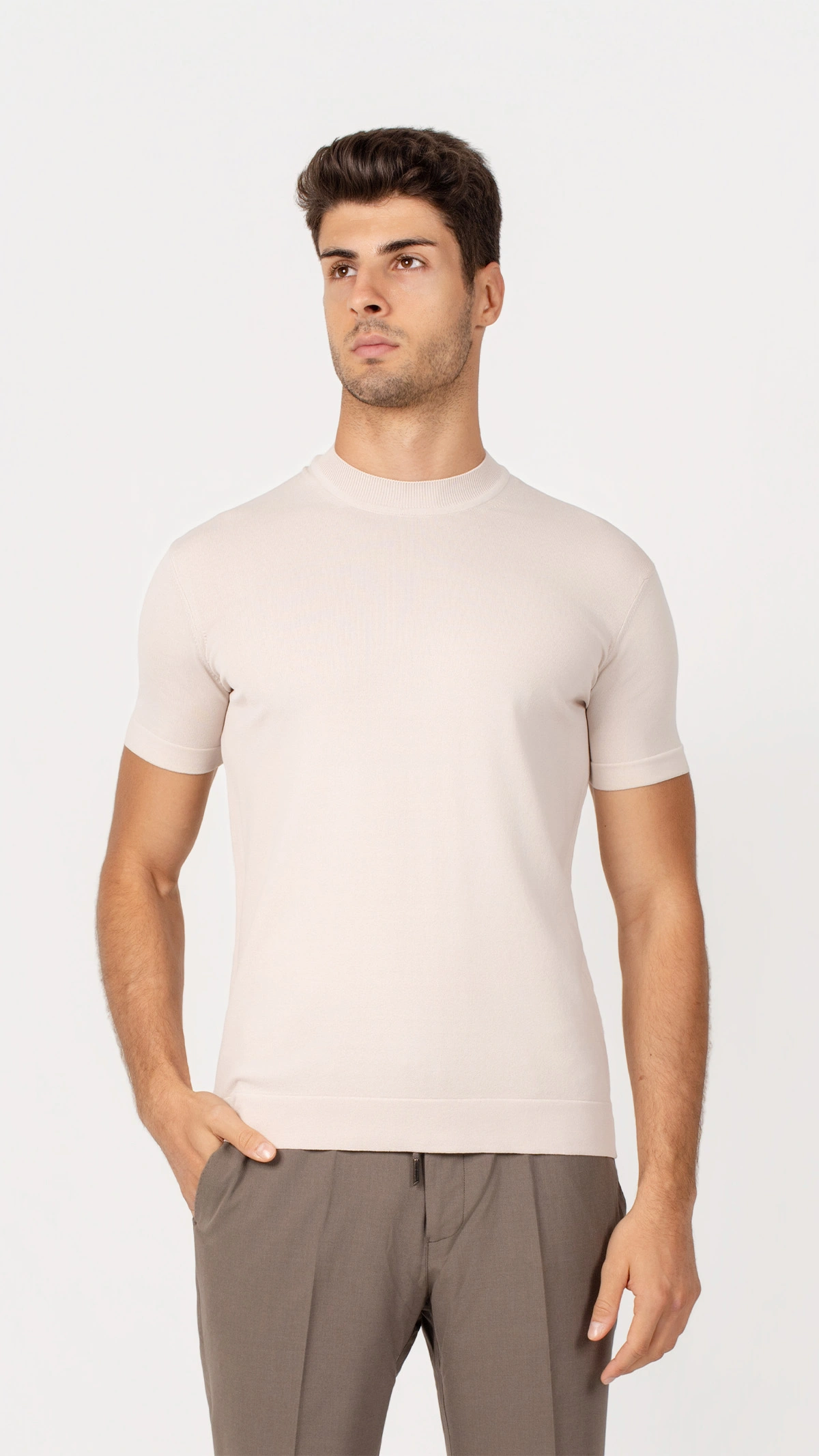 Round Neck Knit T-shirt